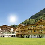 Vitalhotel Edelweiss 4* Neustift im Stubaital