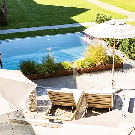 Готель Living & Vitalhotel Edelweiss