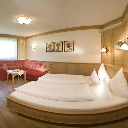 Living & Vitalhotel Edelweiss Neustift im Stubaital