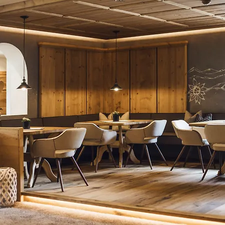 Living & Vitalhotel Edelweiss Hotel