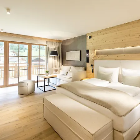 Living & Vitalhotel Edelweiss Готель