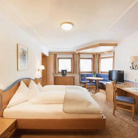 Готель Living & Vitalhotel Edelweiss