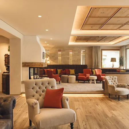 Готель Living & Vitalhotel Edelweiss 4*