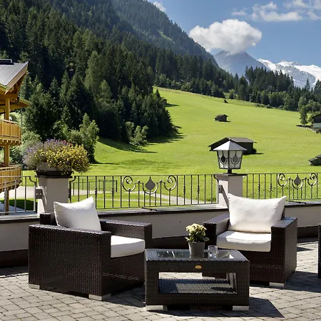 Living & Vitalhotel Edelweiss Готель