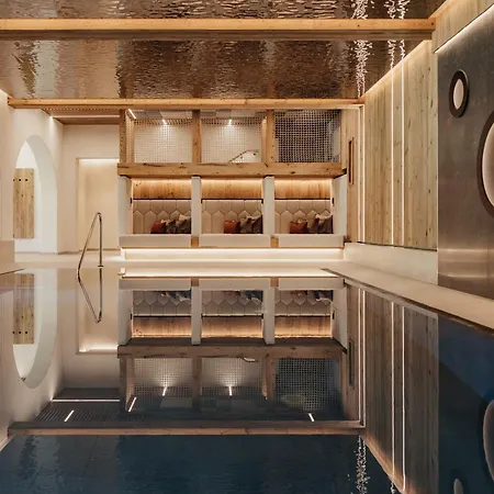 Отель Living & Vitalhotel Edelweiss Нойштифт-им-Штубайталь