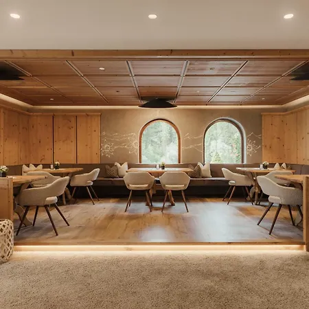 Living & Vitalhotel Edelweiss 4*
