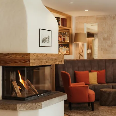Living & Vitalhotel Edelweiss 4* Нойштифт-им-Штубайталь