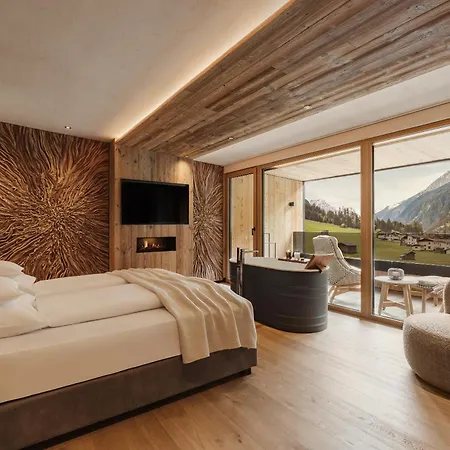 Отель Living & Vitalhotel Edelweiss 4*