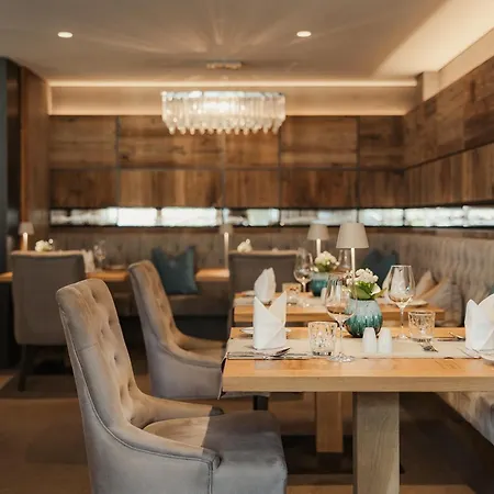 Living & Vitalhotel Edelweiss Нойштифт-им-Штубайталь