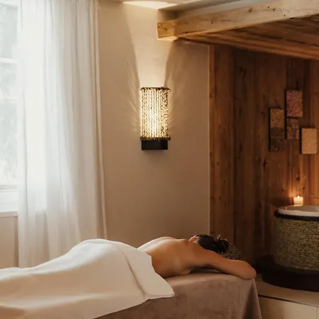 Living & Vitalhotel Edelweiss 4* Нойштифт-им-Штубайталь