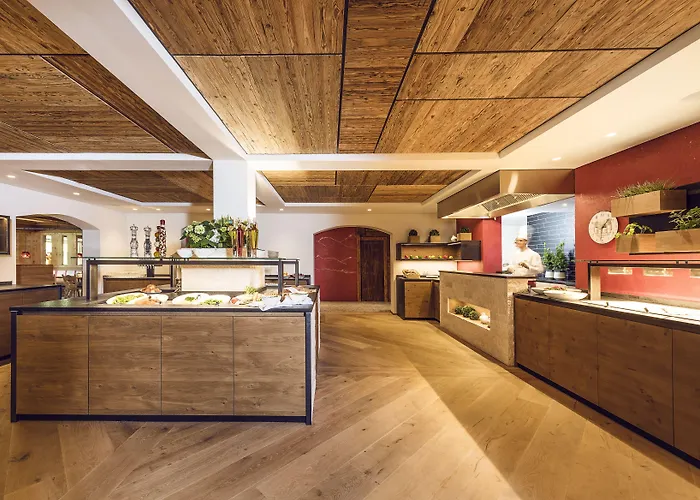 Living & Vitalhotel Edelweiss Hotel 4*