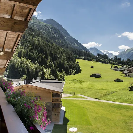 Living & Vitalhotel Edelweiss Hotel 4*