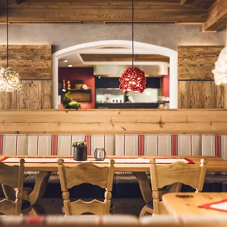 Hotel Living & Vitalhotel Edelweiss Neustift im Stubaital