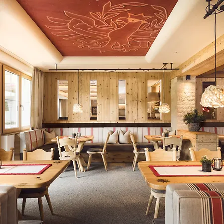 Living & Vitalhotel Edelweiss 4* Neustift im Stubaital